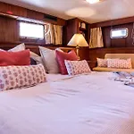 Yacht Our Alissa * Valencia