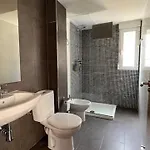 아파트 Near The *