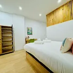 Loft 1 - Space & Conform Close To Center Apartment