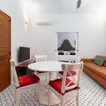 Apartment The Little Village Valencia