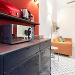 The Little Village Apartment *