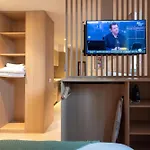 Dorm4you Arena מלון דירות