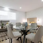 Dorm4you Arena מלון דירות 3*