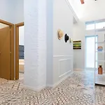 Clero Flat Suite By Invalencia Valencia