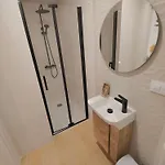 Apartment Delfin - Entire - Near And Stadium By Rio Turia