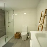 Luminoso Familiar Y Patio Privado * Valencia