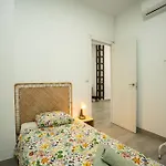 Luminoso Familiar Y Patio Privado