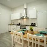 Apartment Luminoso Familiar Y Patio Privado *