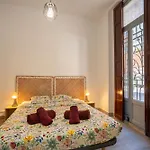 Luminoso Familiar Y Patio Privado Apartment *