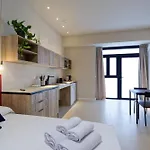 Osito Hub - Colomer فالنسيا