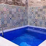 Loft Independiente Con Piscina Compartida En Centro De * Valenza