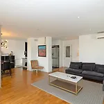 Lägenhet Guestready - Elegant Retreat In