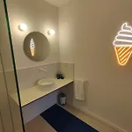 Carisan2 - Fully Equipped, 6 Min To Apartamento