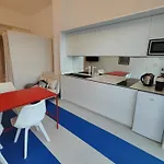Carisan2 - Fully Equipped, 6 Min To Apartamento *