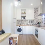 New 4 Pax Front Station Wifi Apartamento