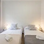 Apartamento New 4 Pax Front Station Wifi *