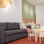 Loft Familiar: Paz Y Conexion Ideal En Apartment Valencia