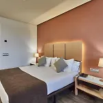 Ξενοδοχείο Silken Puerta 4*