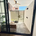 Mestalla Flats & Rut