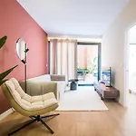 Moderno Con Terraza En El Centro