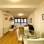 Luxury, Design, Relax, In Historical Street Lift Valencie