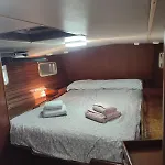 Hotel na wodzie Romantic Sailboat Walencja