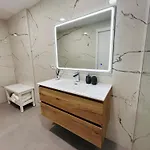Aires De - Spacious 2-bedroom * Valencia
