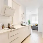 R&c Close To Center Appartement *