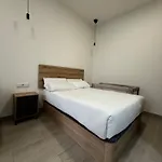 Lägenhet Comodo Ciudad De Artes Wifi Ac