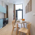 Apartament Florit Flats - Trafalgar Arts & Port