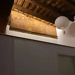 Lägenhet Bright, Charming,in The Historic Center Valencia