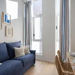 Florit Flats - Mediterranean Pirate Suites *