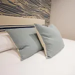 Florit Flats - Mediterranean Pirate Suites
