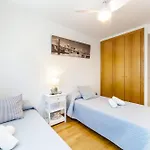 En Av. De Francia Y C.artes Y Ciencias Valencia