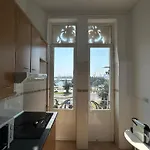Hotel apartamentowy Amazinn Places Marina Real 3*