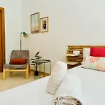 Stylish With Terrace On The Beachfrom Apartmán