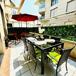 Stylish With Terrace On The Beachfrom Apartmán Valencie