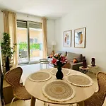 Apartmán Stylish With Terrace On The Beachfrom Valencie