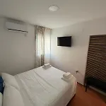 Con Cocina Y Bano Privado De Temporada Vacaciones Largas Long Desde 11 Noches Апартаменты *
