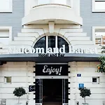 Malcom And Barret Hotel 3*