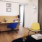 Hotel One Shot Reina Victoria 4*