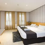 & Co. J. Botanico Boutique 3*