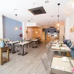 Petit Palace Ruzafa Hotel 3*