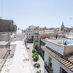 Petit Palace Plaza De La Reina فندق