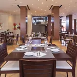 Ilunion 4 Hotel Valence