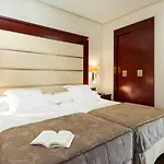 Hotel Center 4*