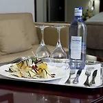 Hotel Center 4*