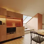 Kora Lluna Valencia