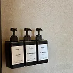 Boutique - Plaza Tower * Valence