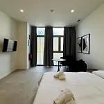 Boutique - Plaza Tower Valence